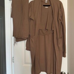 Tan Ribbed Lounge Set